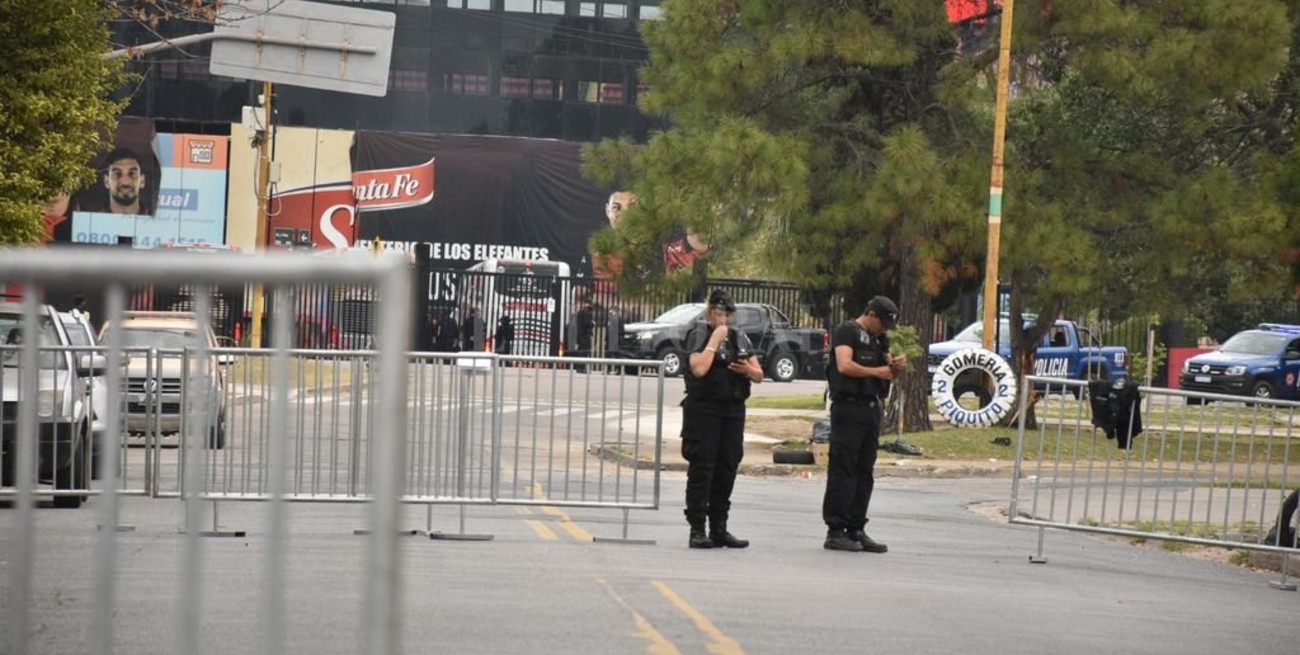 Clásico santafesino: cuáles serán los cortes de calle en las inmediaciones de los estadios de Colón y Unión
