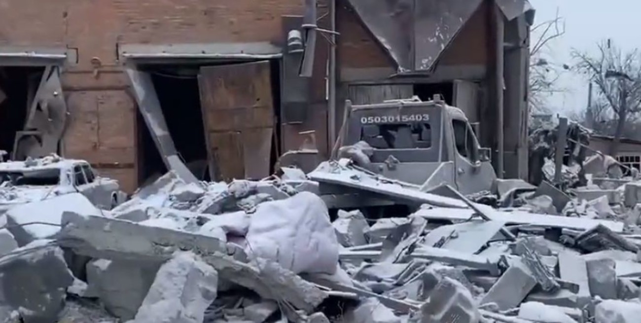 Un bombardeo a la ciudad ucraniana de Sumy dejó al menos nueve muertos