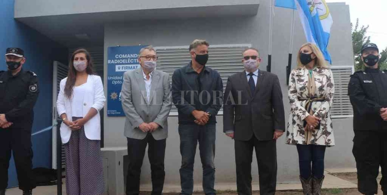 Inauguraron la base operativa del Comando Radioeléctrico del departamento General López
