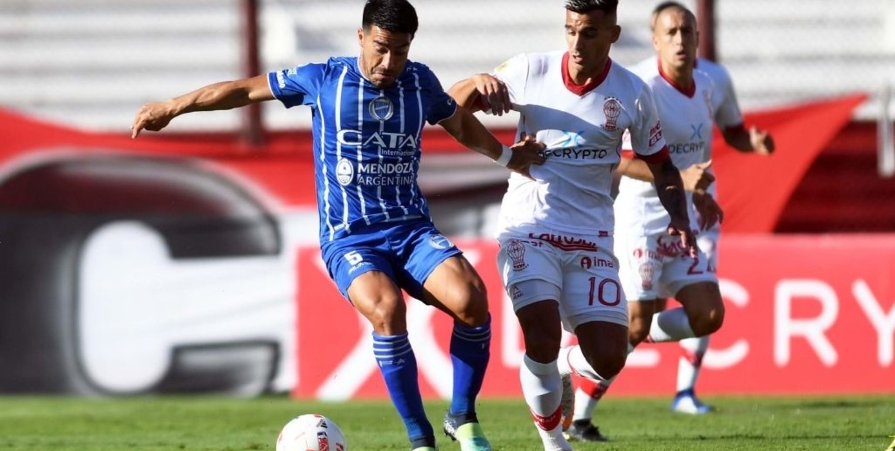 Godoy Cruz dio el golpe en el Ducó