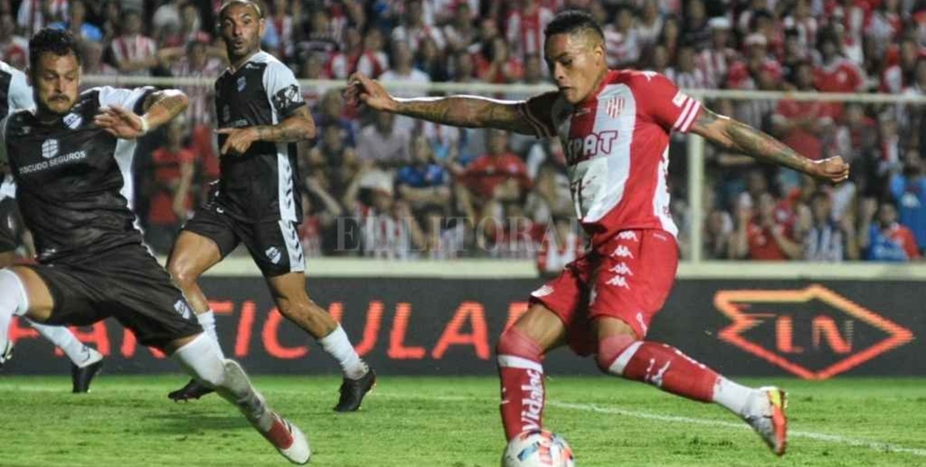 Jonathan Álvez, el de los goles importantes