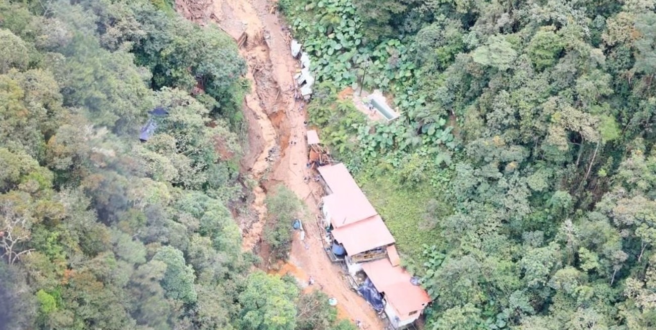 12 muertos y dos desaparecidos por un alud en una mina de Colombia