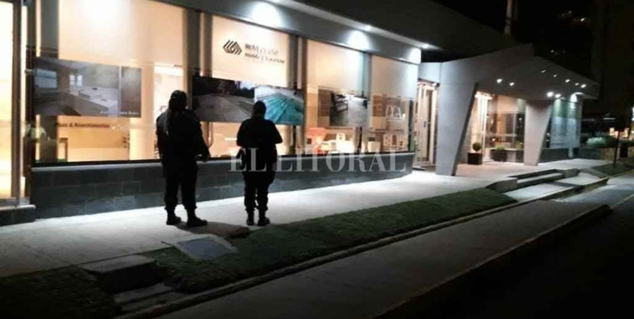 Contrató a un hacker para espiar las redes sociales de su expareja