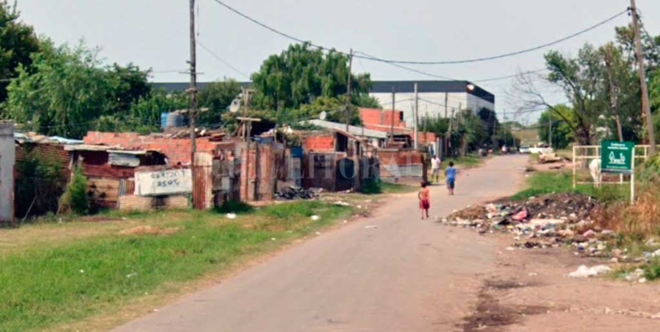 Sicarios mataron a tiros a una mujer en Rosario