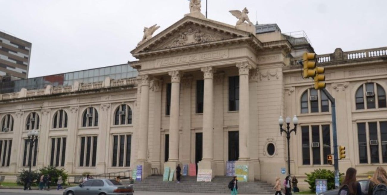 Más de 700 médicos ya se inscribieron para poder ir a trabajar a Italia