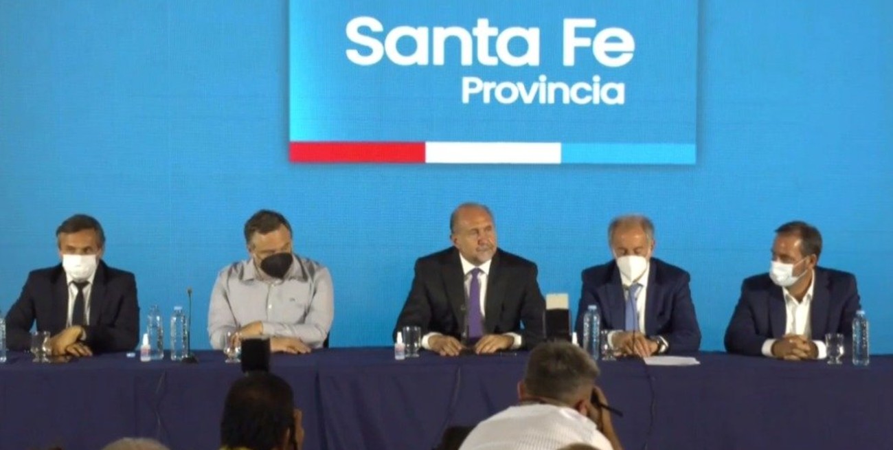 Rosario: el Estado provincial recibió el edificio de calle Sarmiento para la sede de juzgados