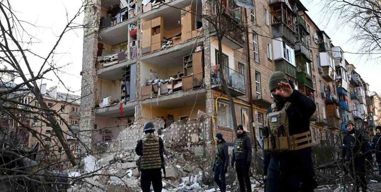 La guerra en Ucrania podría "durar meses, incluso años", advirtió la OTAN