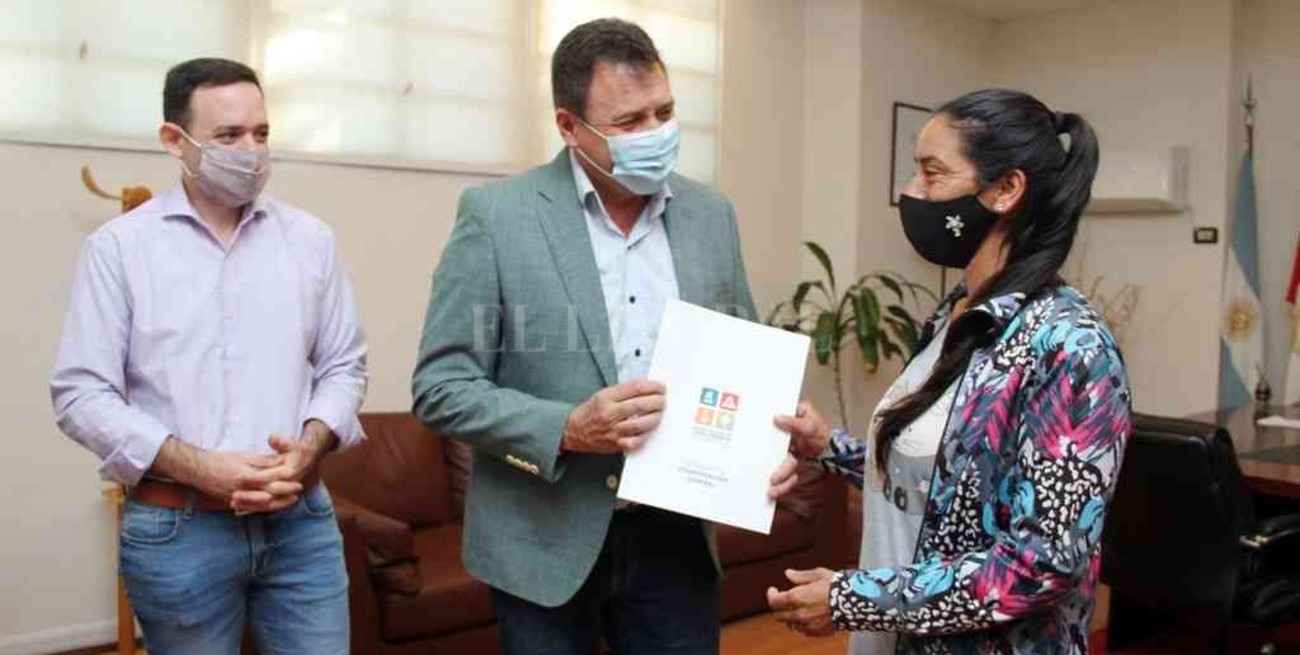 Vecinos de San Lorenzo quedaron a un paso de escriturar sus viviendas