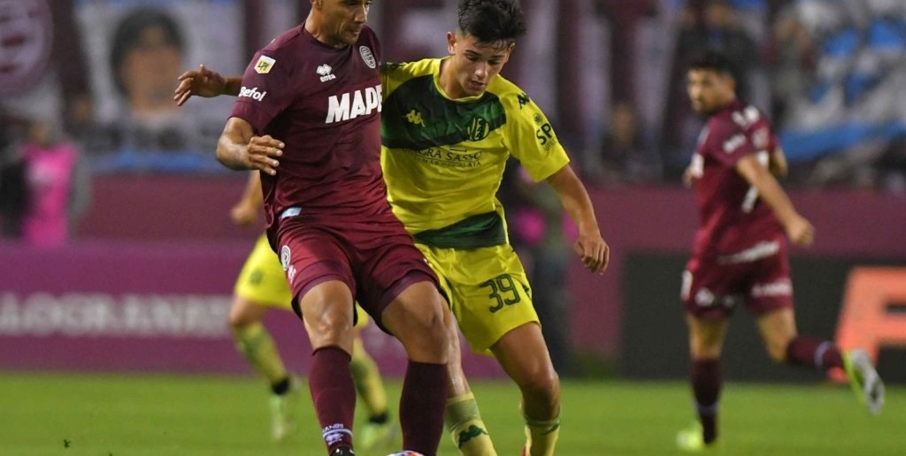 Aldosivi superó a Lanús y se ubicó entre los clasificados a cuartos