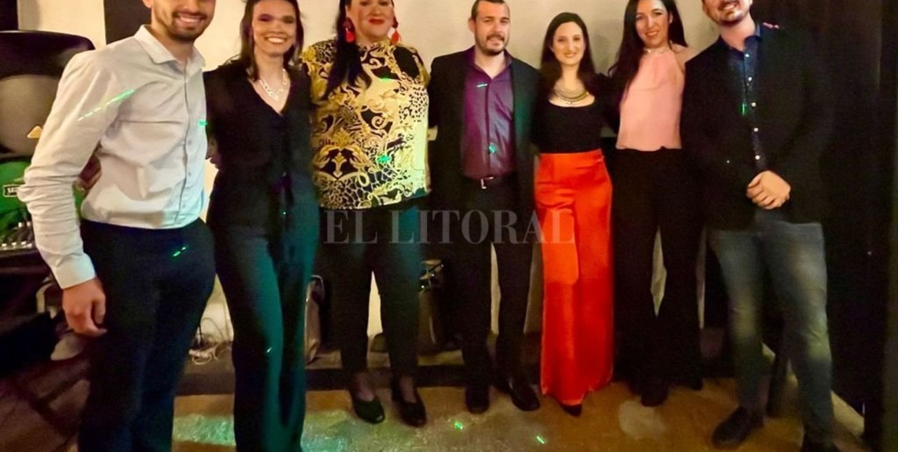"Lírica y cóctel" con el grupo Ópera Santa Fe