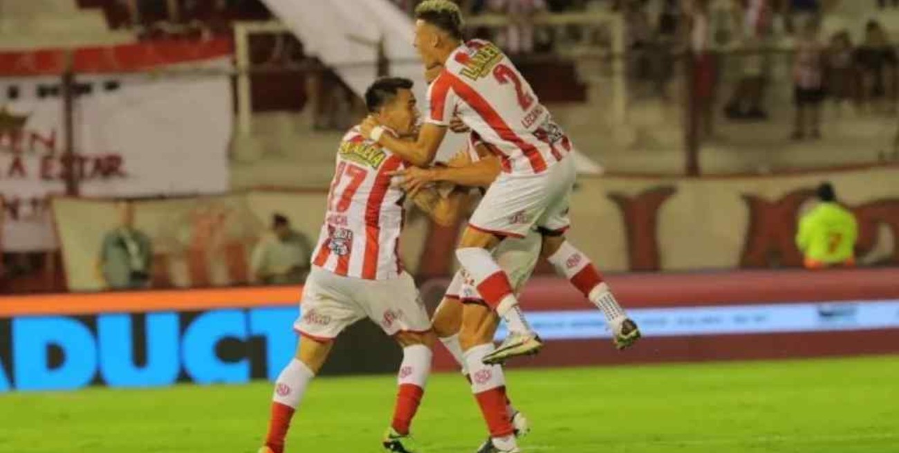 Barracas Central enfrenta a Estudiantes con el objetivo de bajarlo de la cima