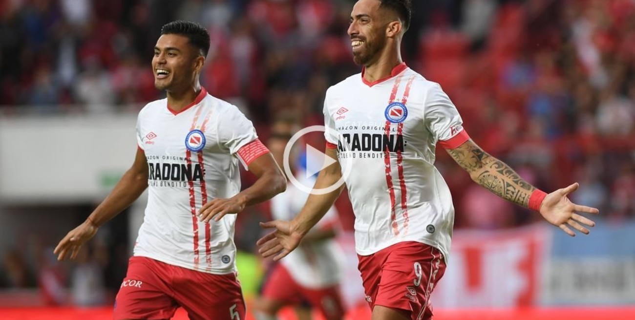 Argentinos le ganó a Talleres y se mete en la pelea por la clasificación