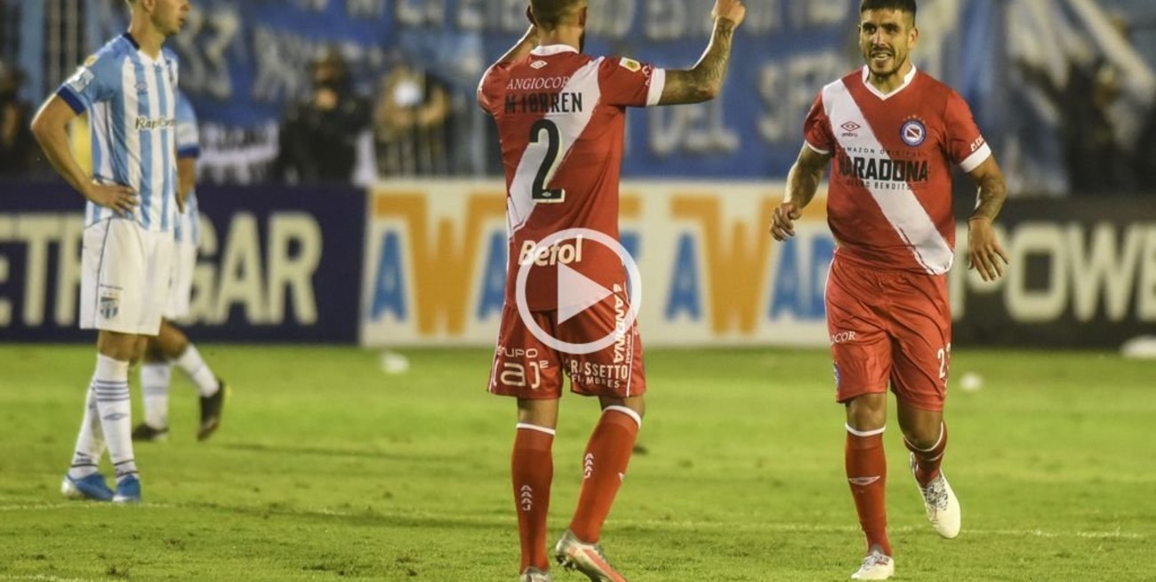 Argentinos le ganó a Atlético en Tucumán y desplazó a Sarmiento del cuarto puesto 