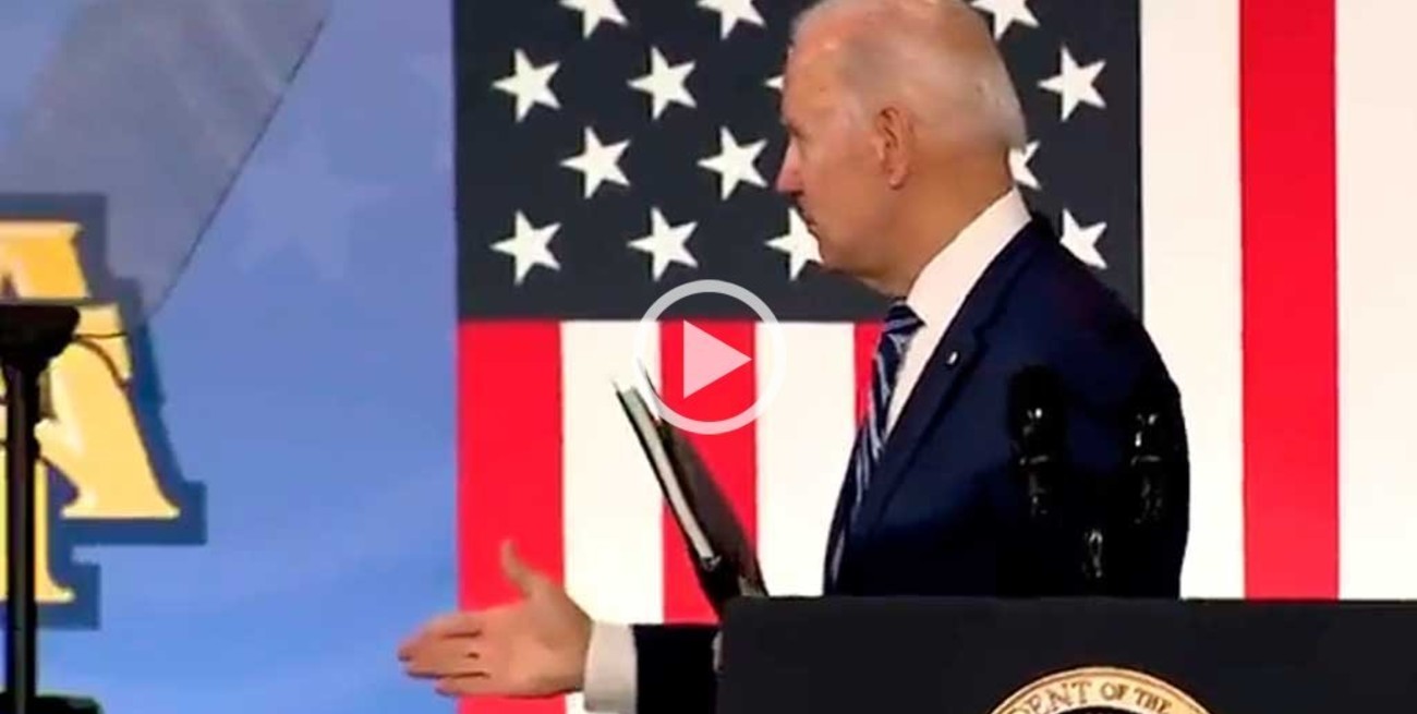 Video: Biden saludó al aire tras finalizar su discurso y se hizo viral