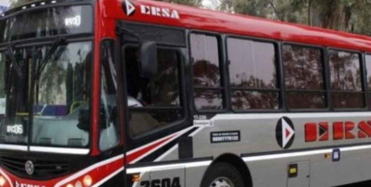 Córdoba: habló el papá del niño que robó un colectivo y chocó varios autos