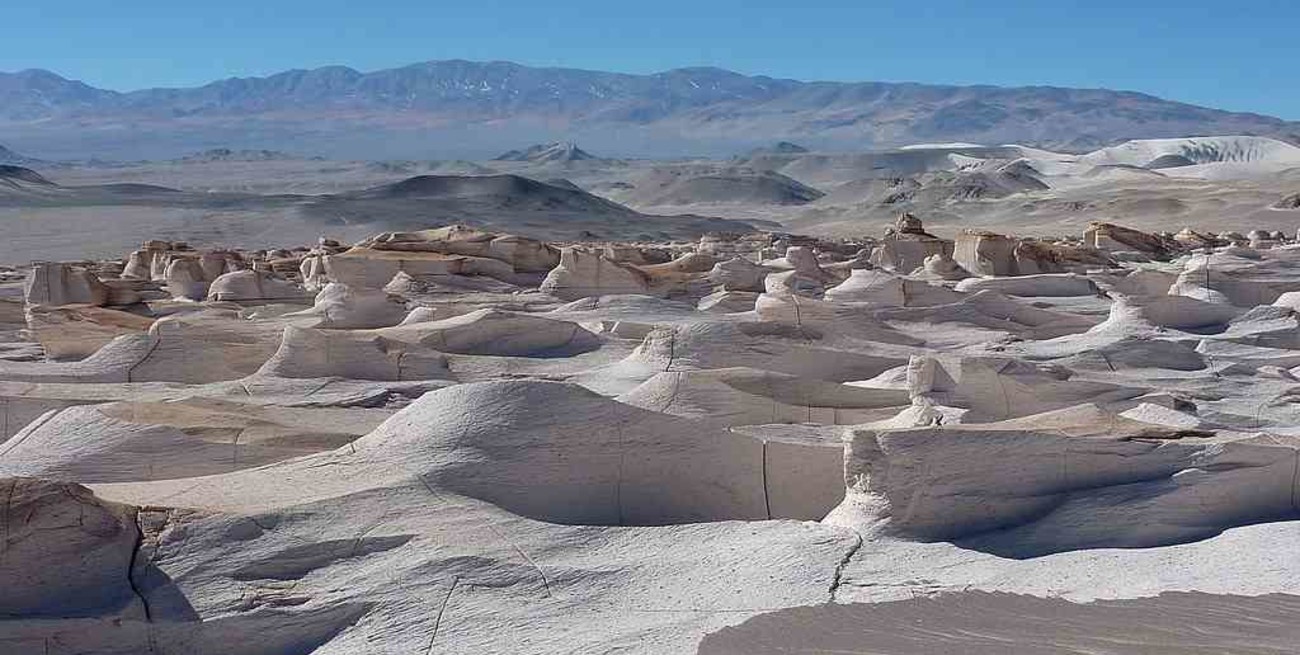 Catamarca: cuatro turistas fueron multados por dañar con cuatriciclos el área protegida Campo de Piedra Pómez