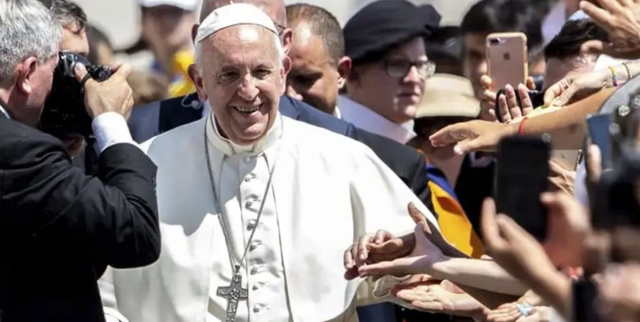 Francisco volvió a encabezar una audiencia general en Plaza San Pedro