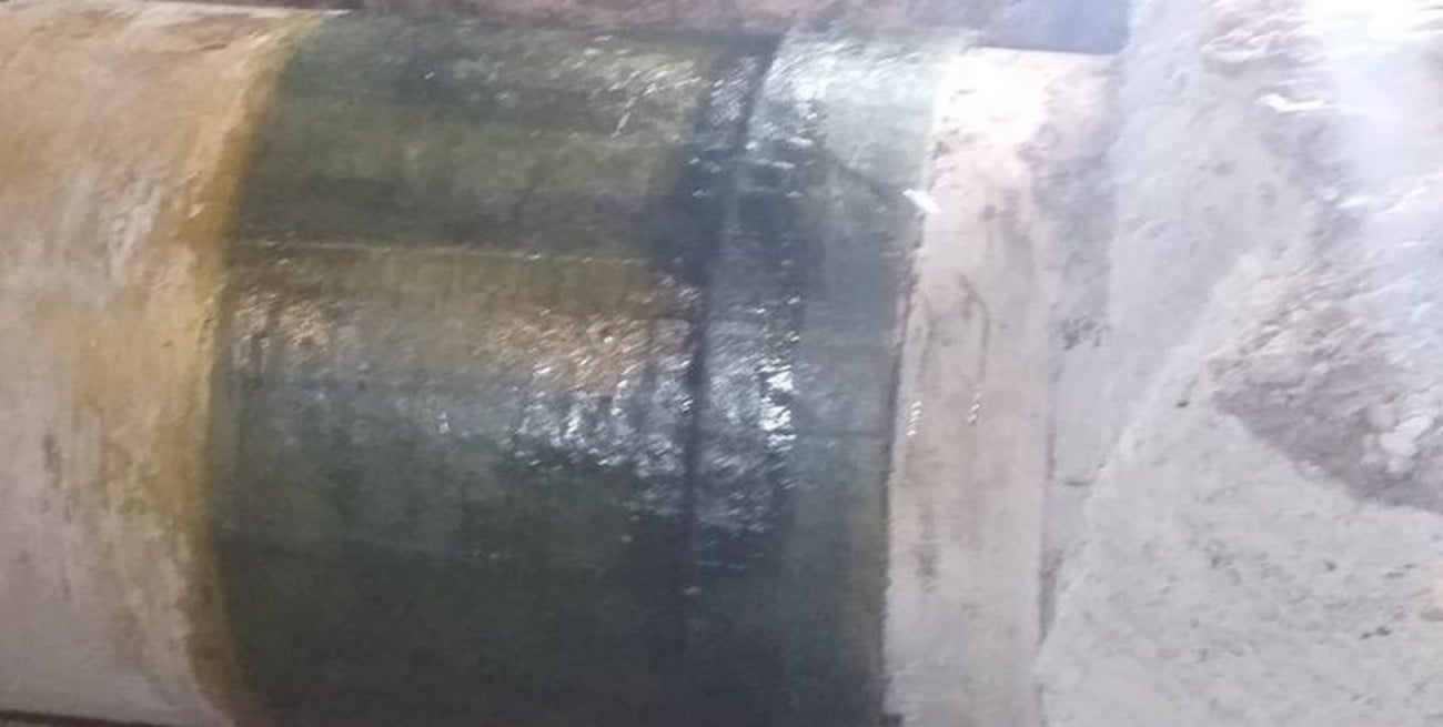 Finalizó la reparación de la cañería averiada en barrio Candioti Sur