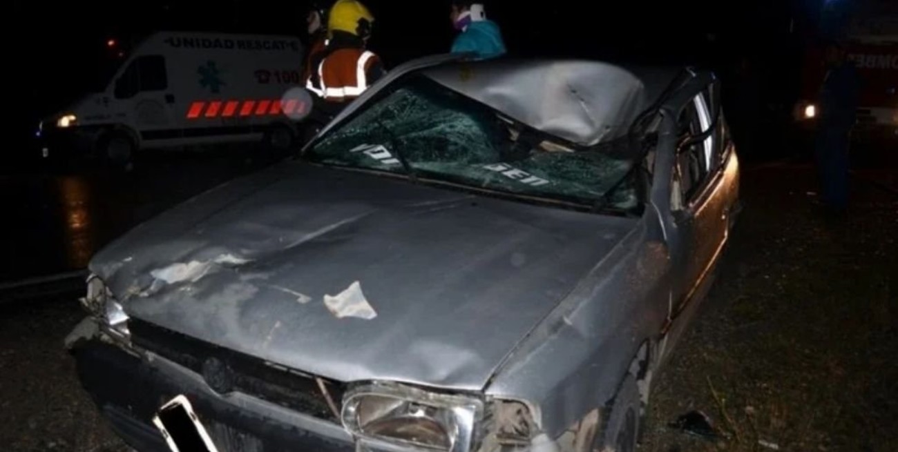 Una mujer atropelló a un caballo en la ruta y se salvó de milagro