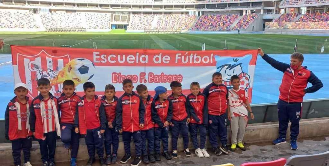 El partido con San Lorenzo, una distinción y el viaje de los chicos