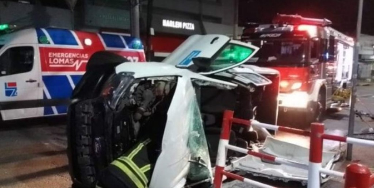 Se salvó de milagro tras ser chocado a bordo de su camioneta por un tren en Lomas de Zamora