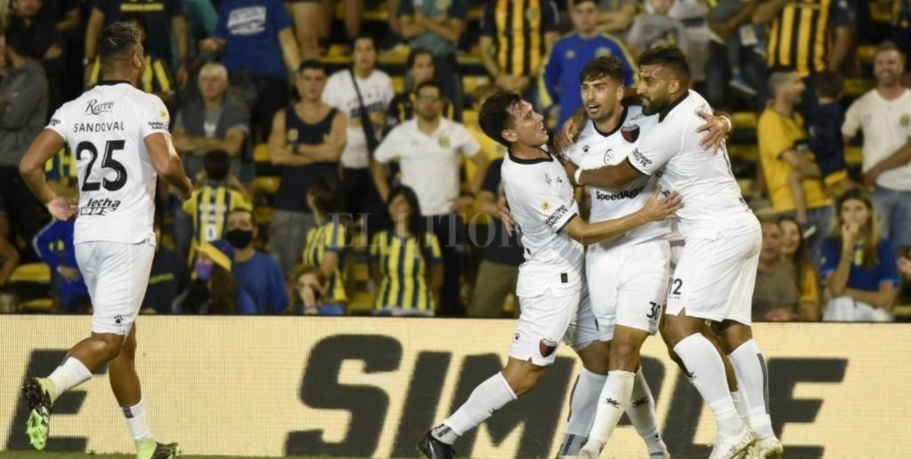 Cuando Falcioni movió el banco, Colón fue un equipo ambicioso