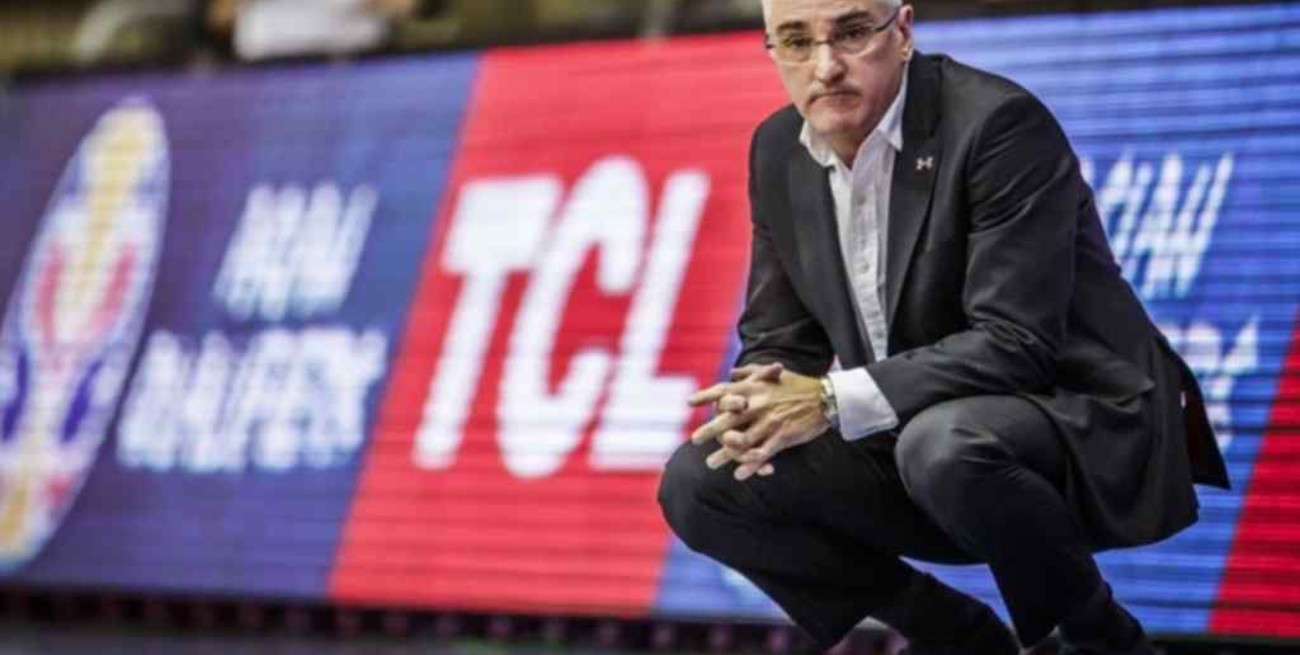 Julio Lamas anunció su retiro como director técnico