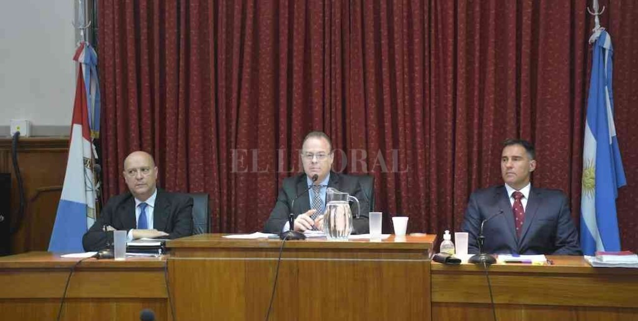 Critican la "reacción patriarcal" del cura que defendió a un médico abusador