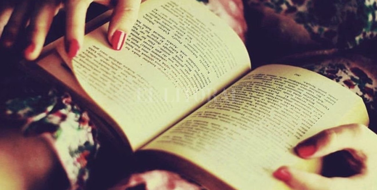 Sade organiza su primer café literario de este año