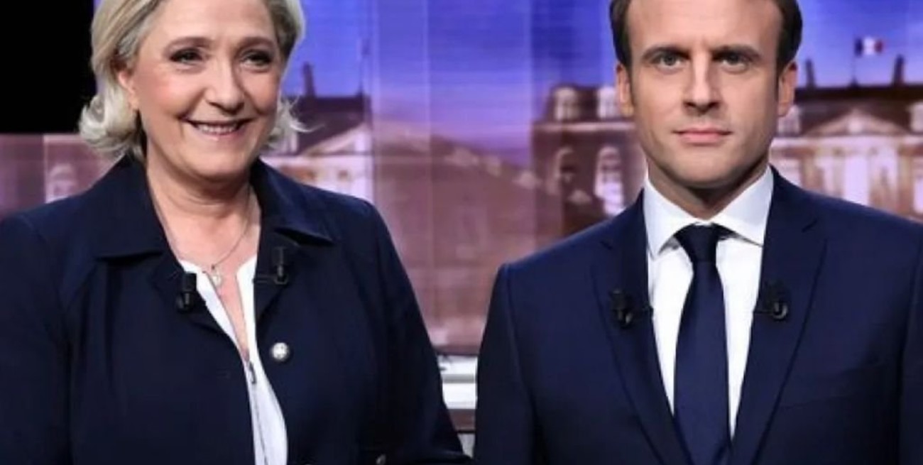 Todo listo para el debate entre Macron y Le Pen, a cuatro días del balotaje