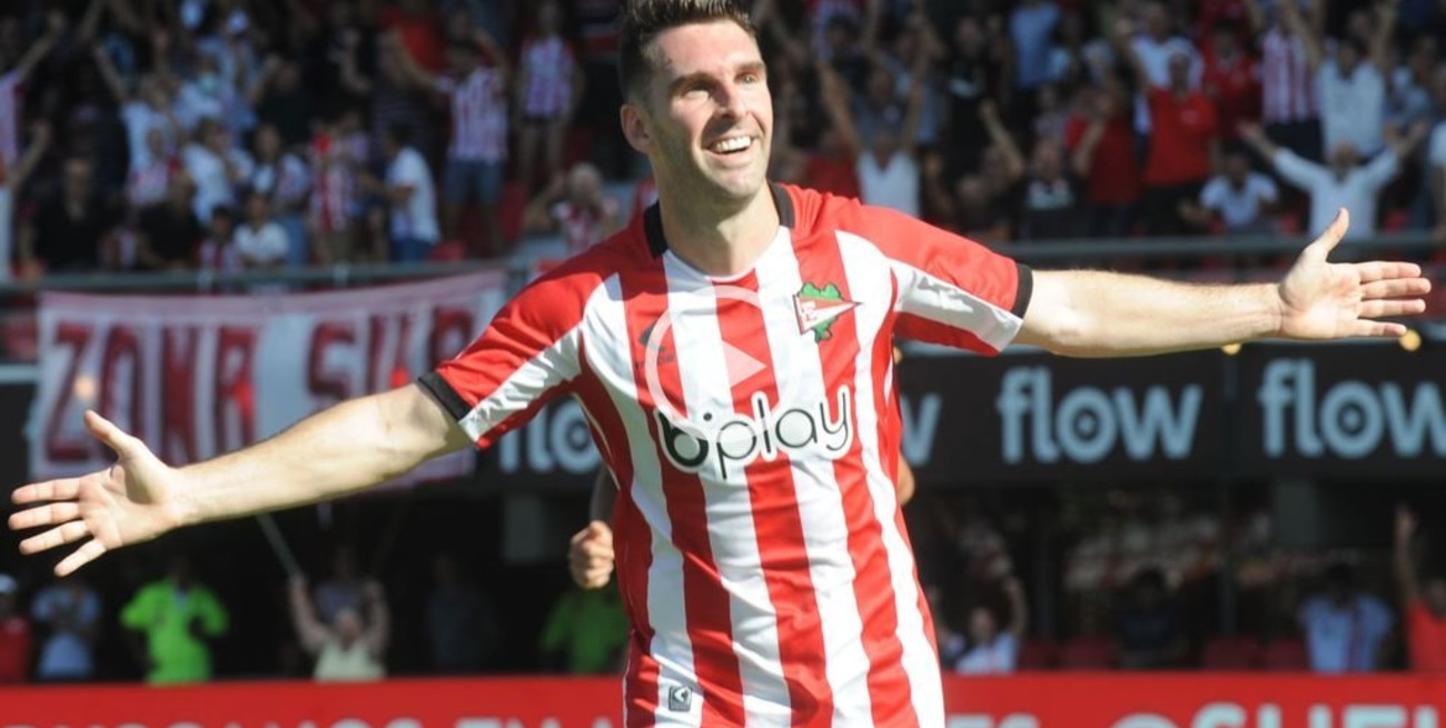 Estudiantes goleó 5 a 0 a Central Cordoba y es líder de la Zona B