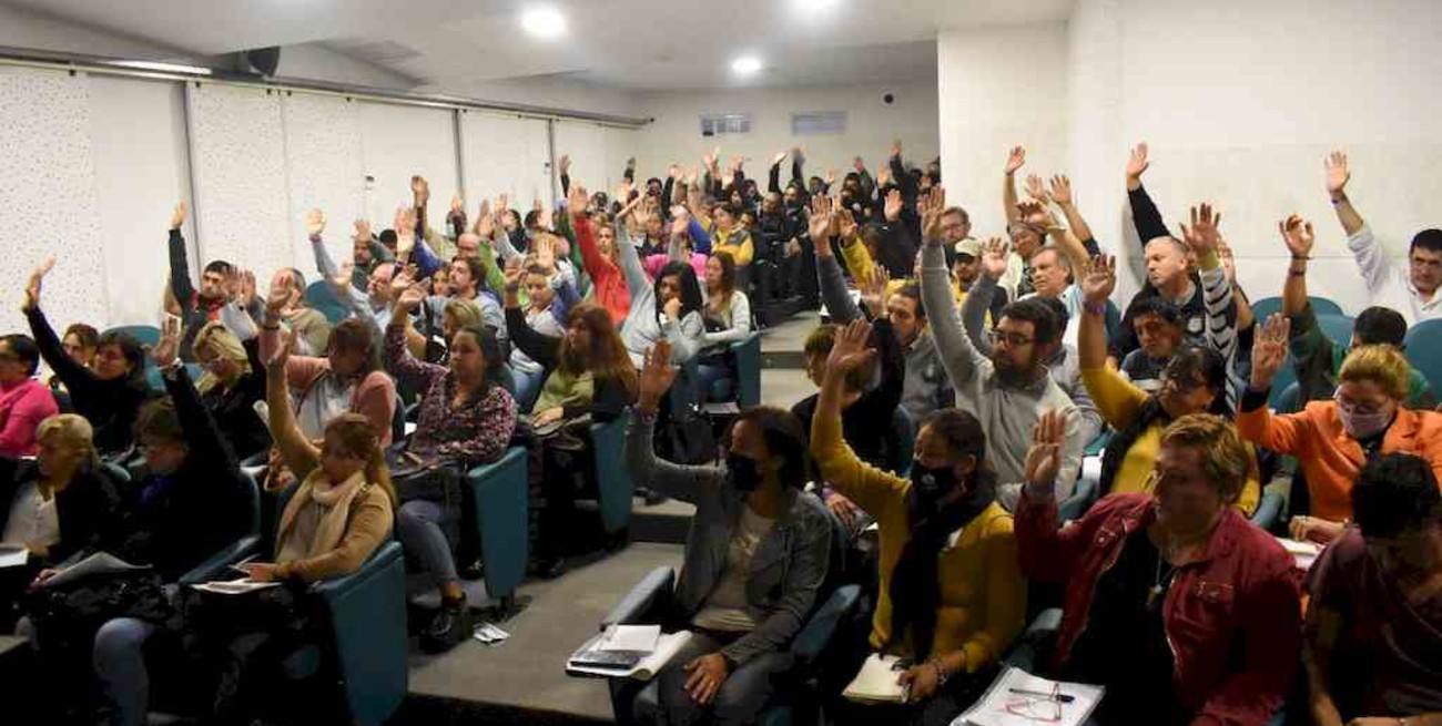 La Comisión Directiva de ASOEM y Cuerpo de Delegados debatieron paritarias y asuntos institucionales