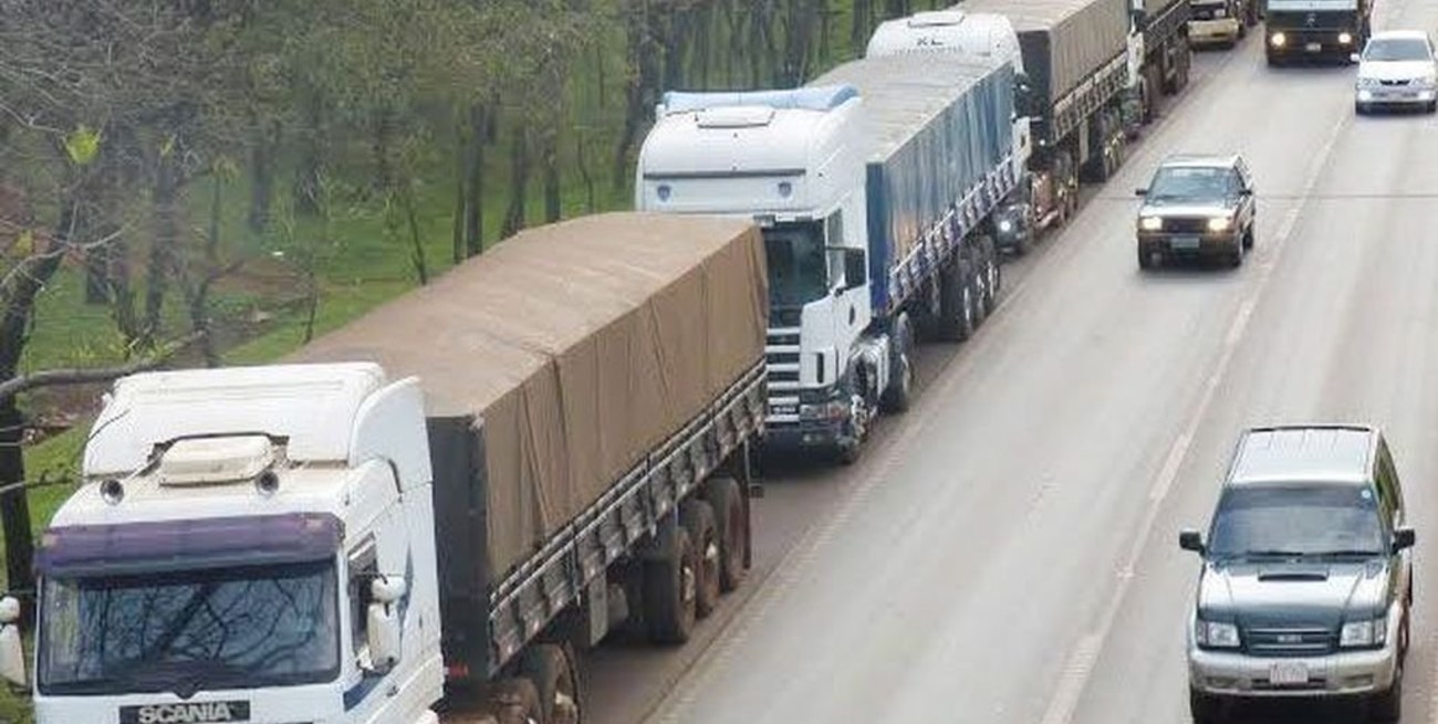 Paraguay: los camioneros van a paro nacional con cortes de ruta desde este lunes
