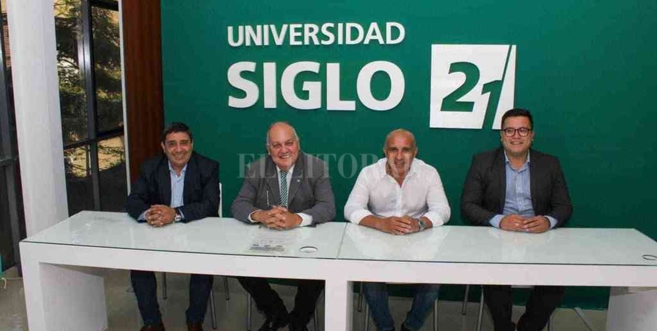Presentaron el programa "Mi Primer Empleo" en el CAU Santa Fe