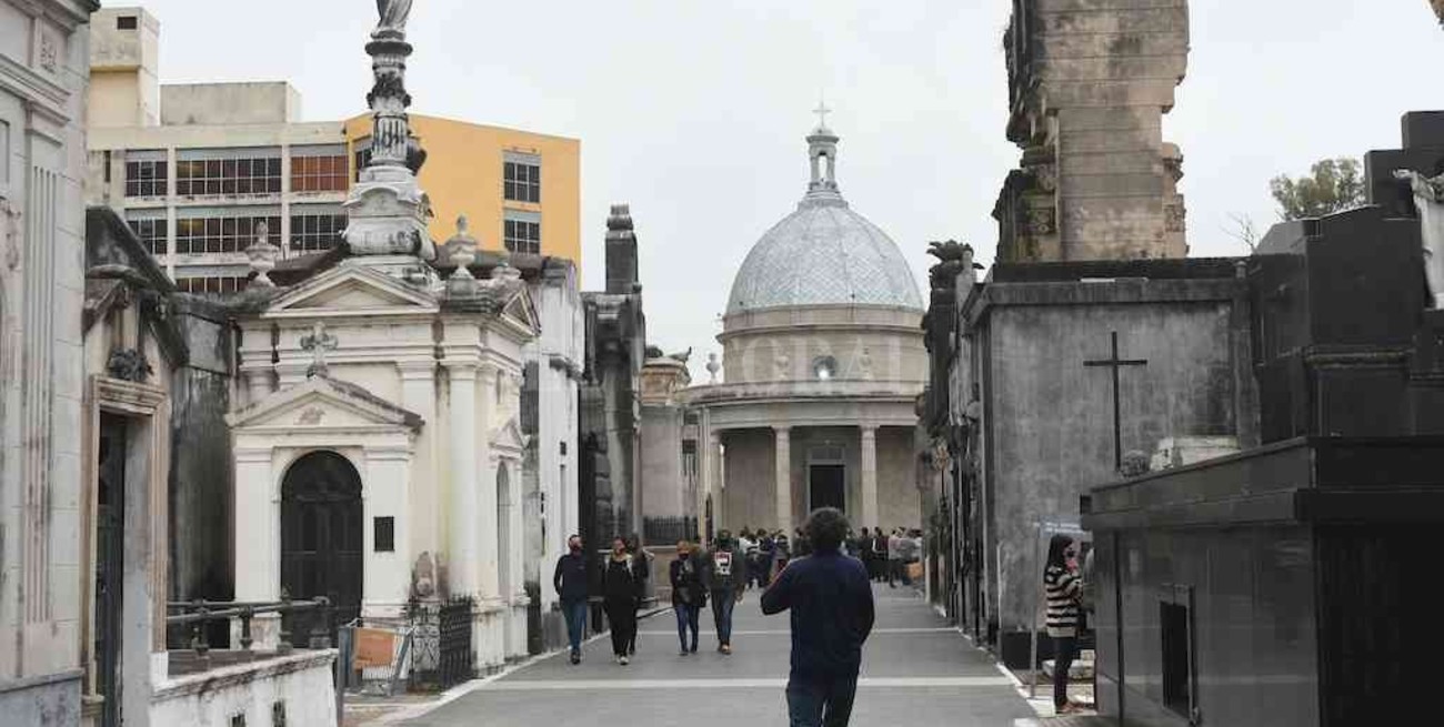 Violento incidente con un hombre  armado en el Cementerio Municipal