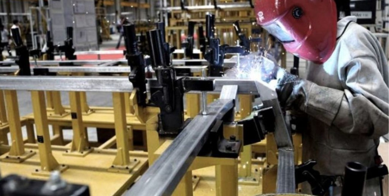 El Gobierno ayudará a las empresas a pagar parte de los salarios para incentivar la capacitación