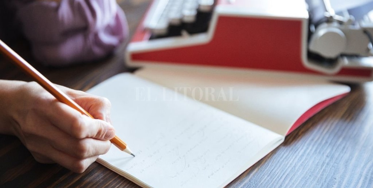 Sade convoca a sus certámenes