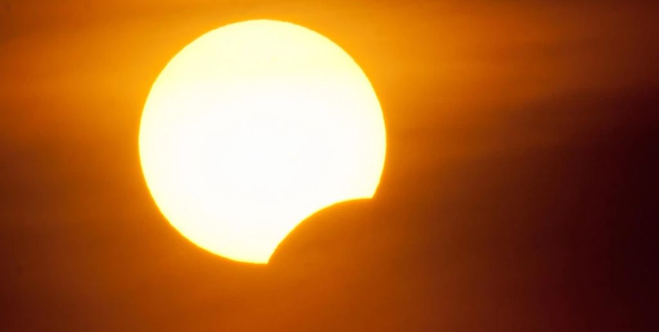 El eclipse parcial de sol se verá de forma breve desde Santa Fe
