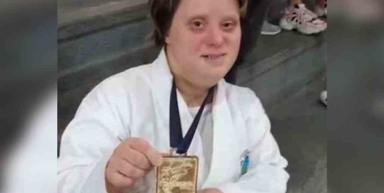 Lourdes, la joven con síndrome de Down que hace historia en el taekwondo, busca fondos para ir al mundial