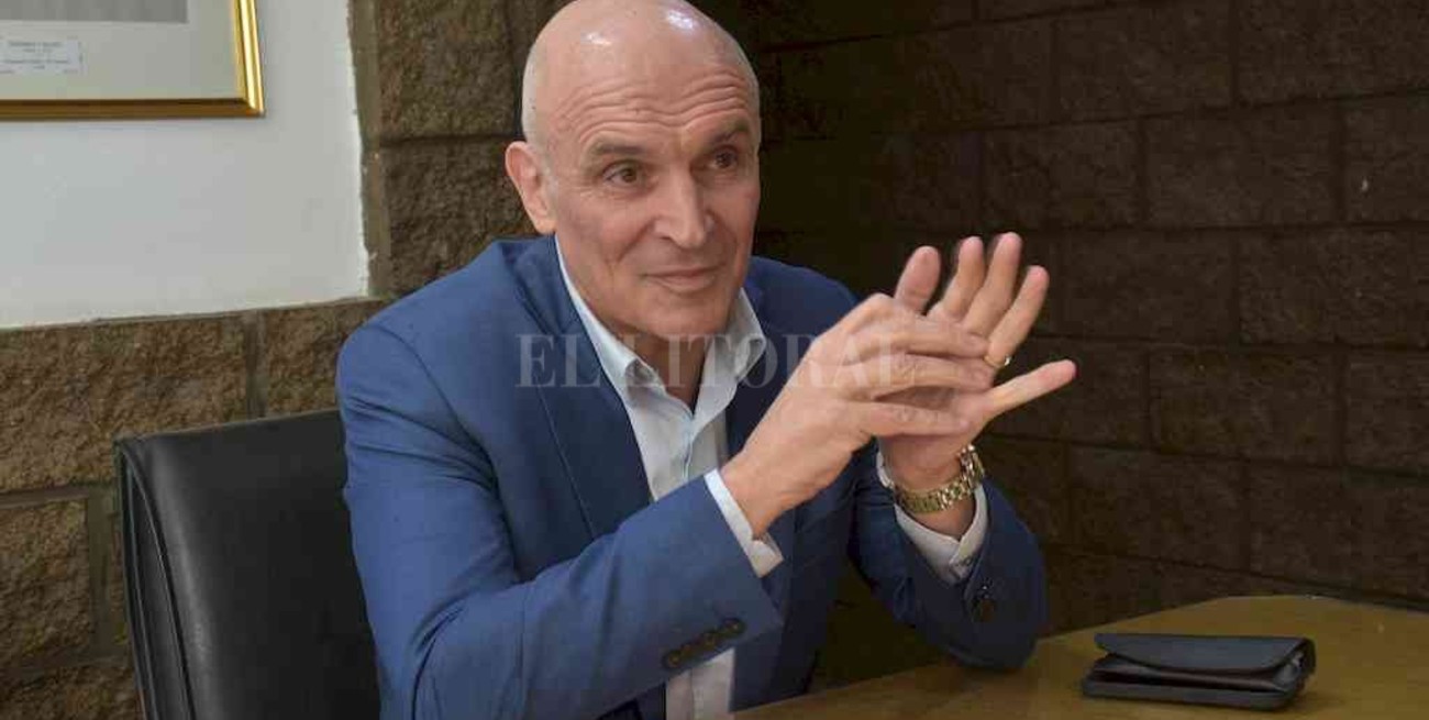 Espert: "Argentina tiene que comerciar con  el mundo, no usarlo de prestamista"