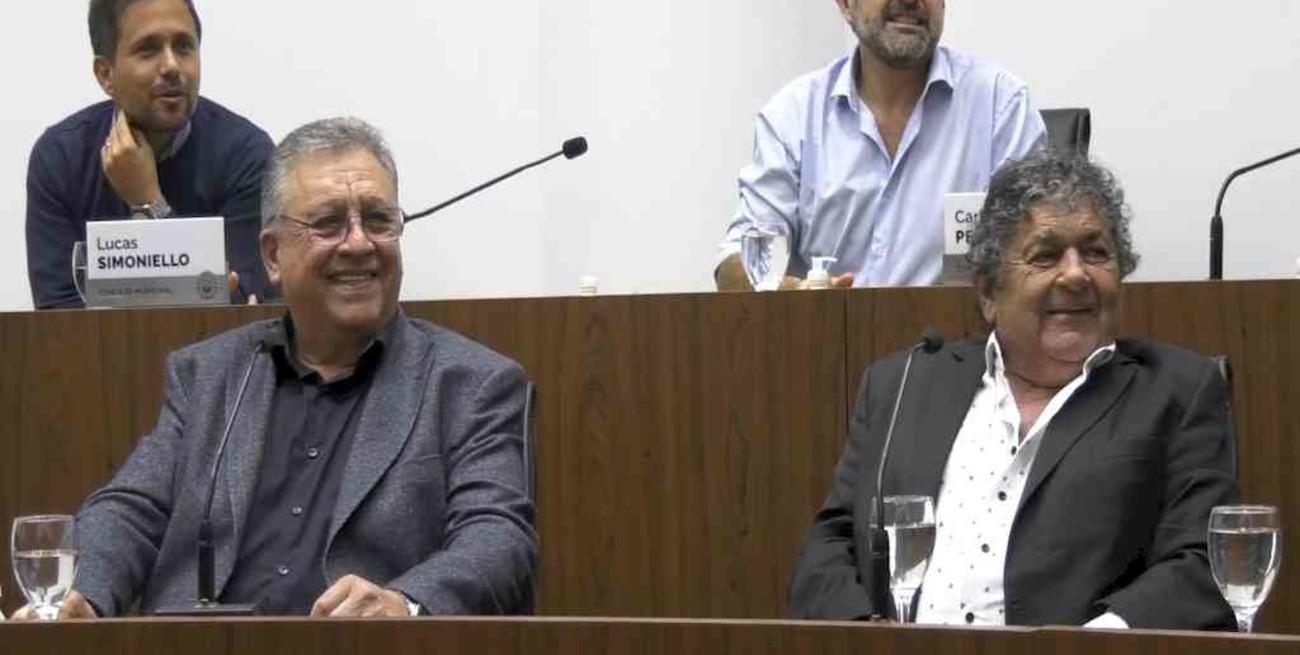 El Concejo Municipal de Santa Fe distinguió a Los Palmeras por sus 50 años de trayectoria