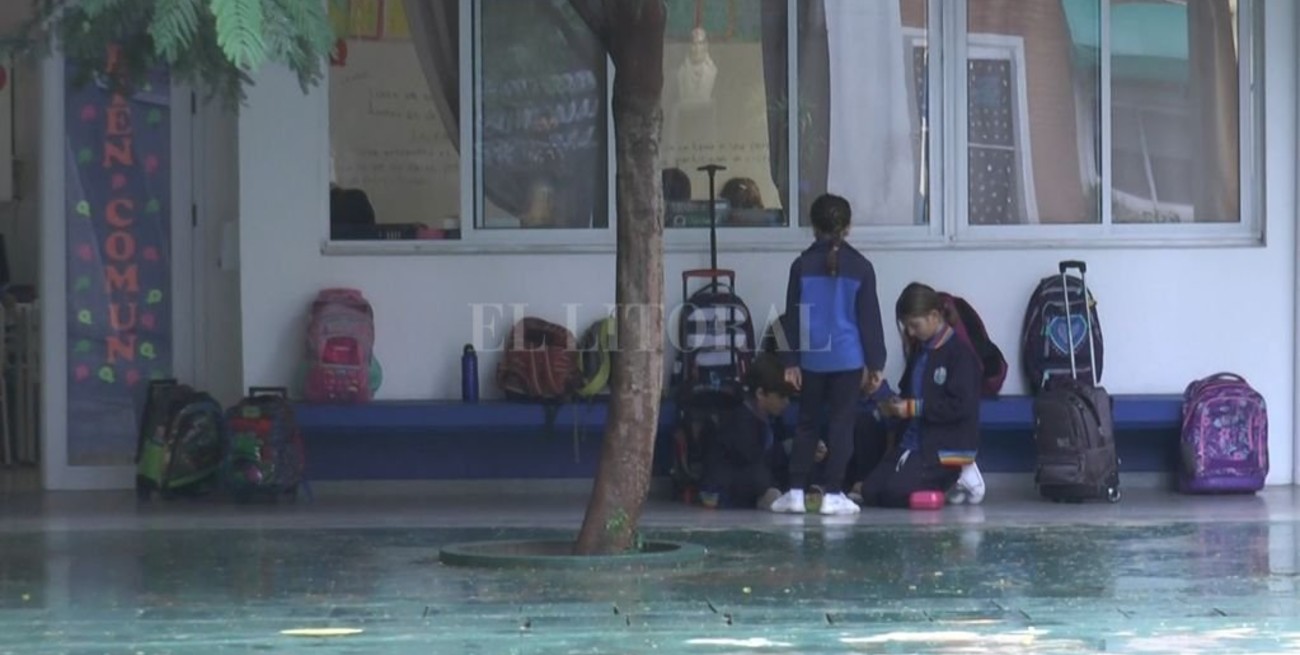 Barbijo recomendado pero no obligatorio: qué opinan docentes y estudiantes