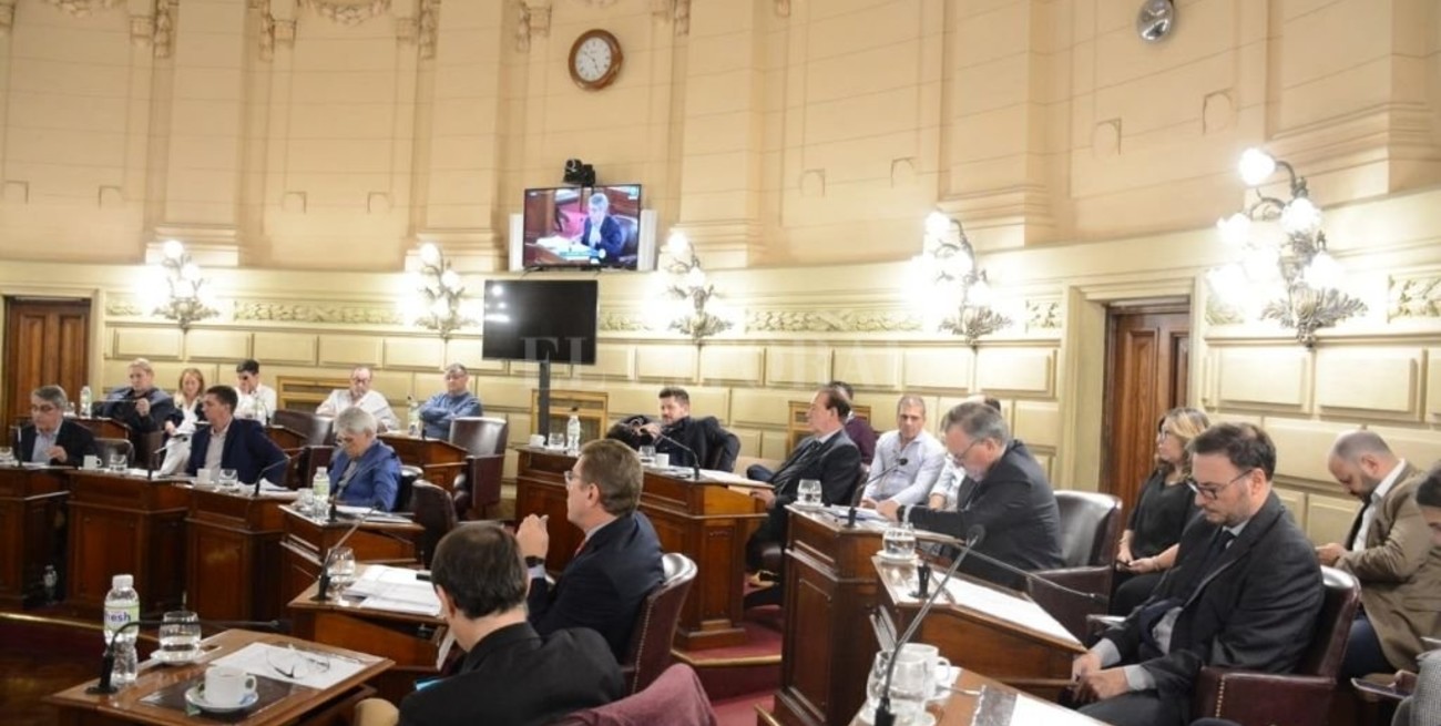 El Senado de la provincia renueva su mesa directiva