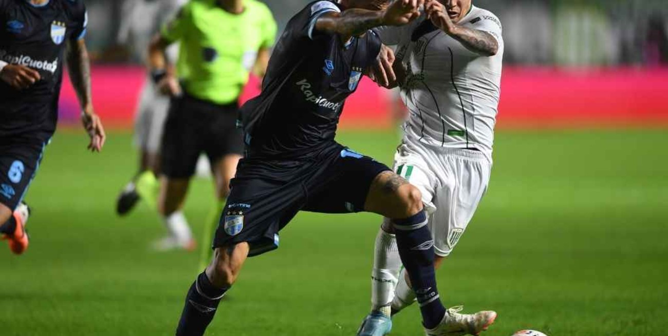 Banfield empató 1 a 1 con Atlético Tucumán en el cierre de la fase de grupos de la Copa de la Liga