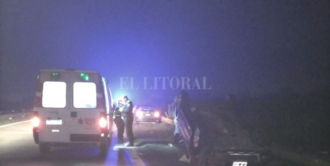 Vuelco en Circunvalación Oeste de la ciudad de Santa Fe 