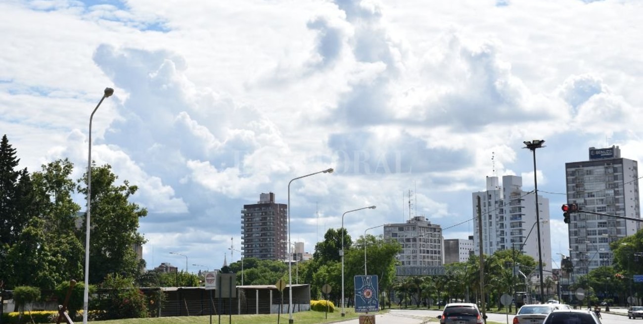 Viernes con probabilidad de lluvia en la ciudad de Santa Fe
