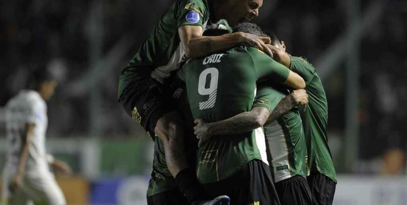 Banfield quiere hacer valer la localía frente a Atlético Tucumán