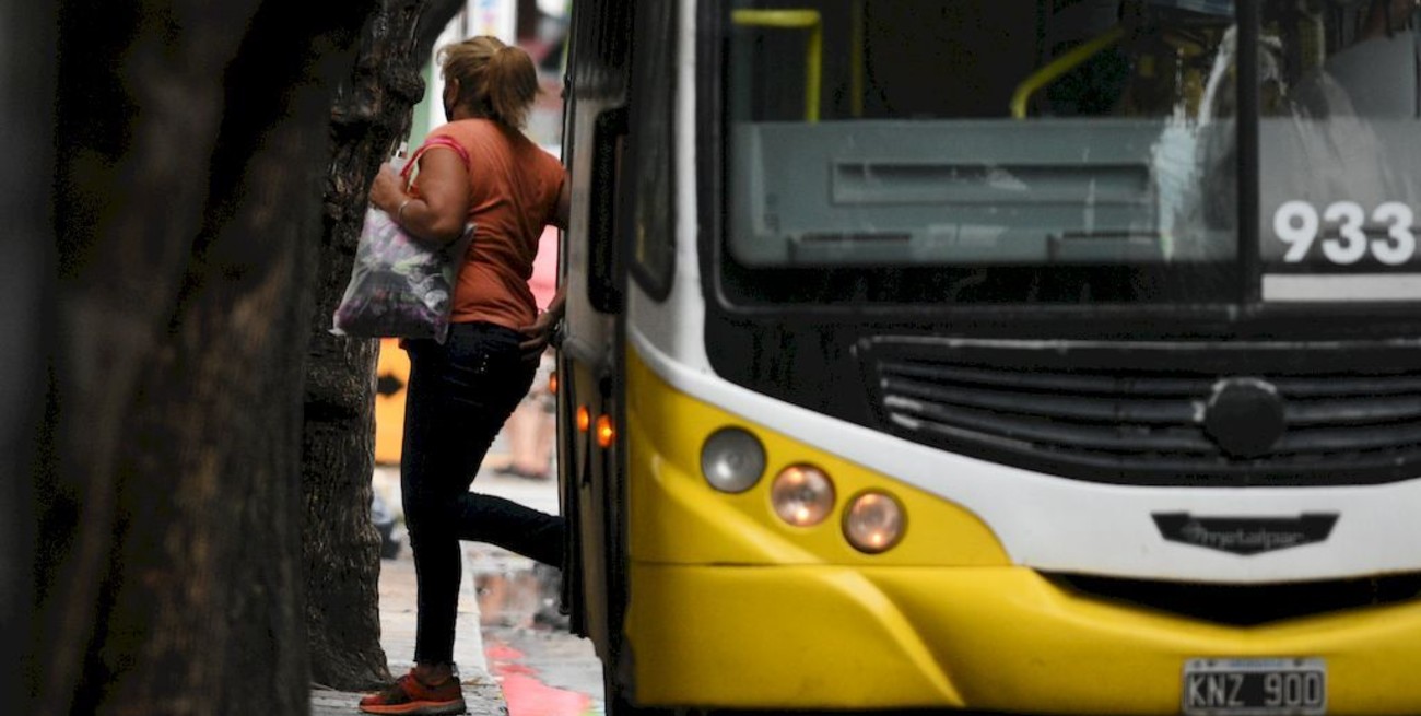 Colectivos: dictaron la conciliación obligatoria y no habrá paro de choferes por 72 horas