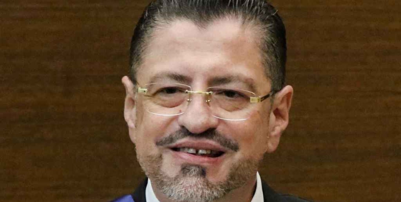 Asumió el presidente Rodrigo Chaves en Costa Rica