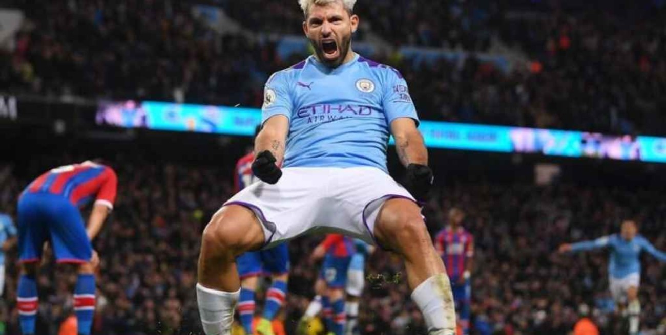 Manchester City inaugurará una estatua del Kun Agüero en la puerta de su estadio